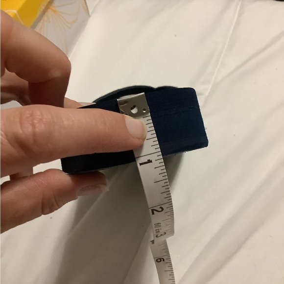 Yellowbox zemily flip flops navy with blue rhinestone accents size 10 - Picture 9 of 10